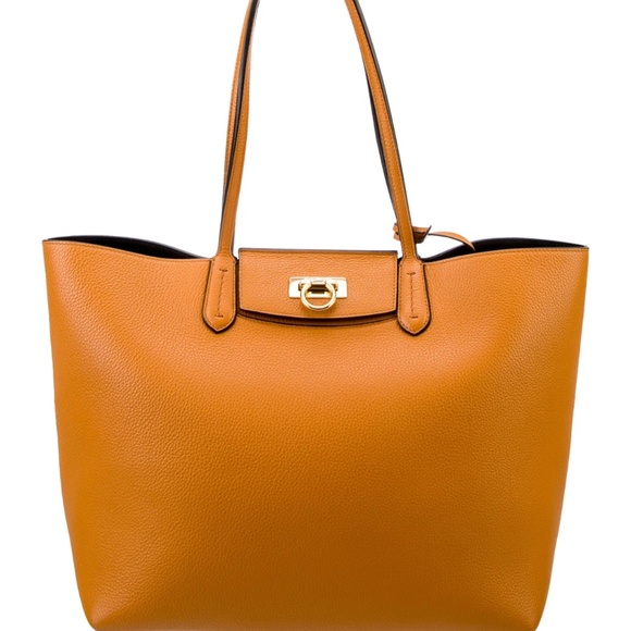 Salvatore Ferragamo Leather Tote Bag with Gancini Clasp - Picture 1 of 1